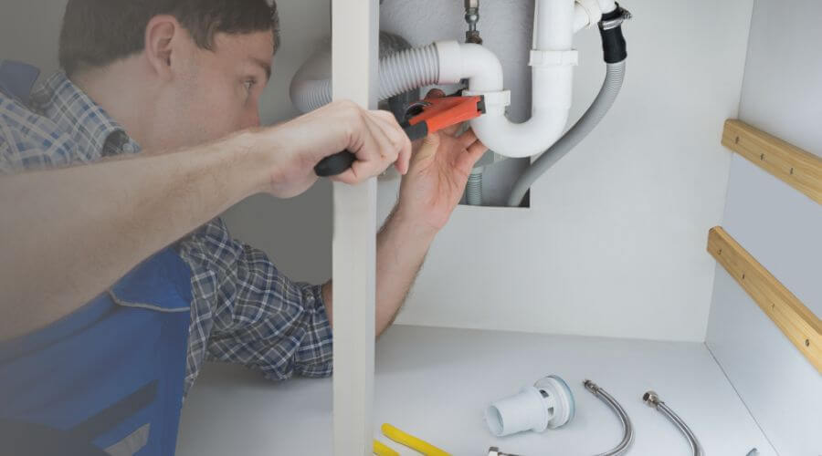 Expert burst pipe repair services in Breedsville, MI